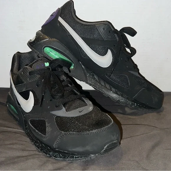 日本未入荷!★AIR MAX IVO 'BLACK LLIC SILVER' Buy Air Max IVO 'Black Metallic Silver' - 580518 005 | GOAT